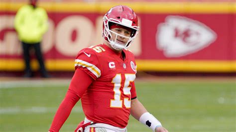 Patrick Mahomes clears concussion protocol, will play vs Bills - Sports ...