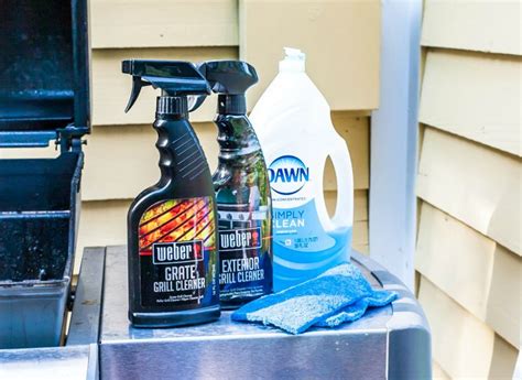 The Best Way to Clean Your Gas Grill! | Hometalk