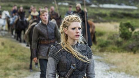 Lagertha - Vikings HD desktop wallpaper : Widescreen : High Definition : Fullscreen