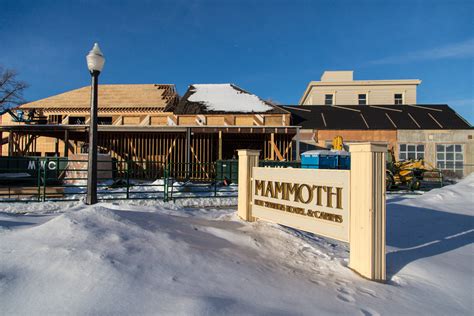 Mammoth Hot Springs Hotel and Cabins – Yellowstone Reservations-