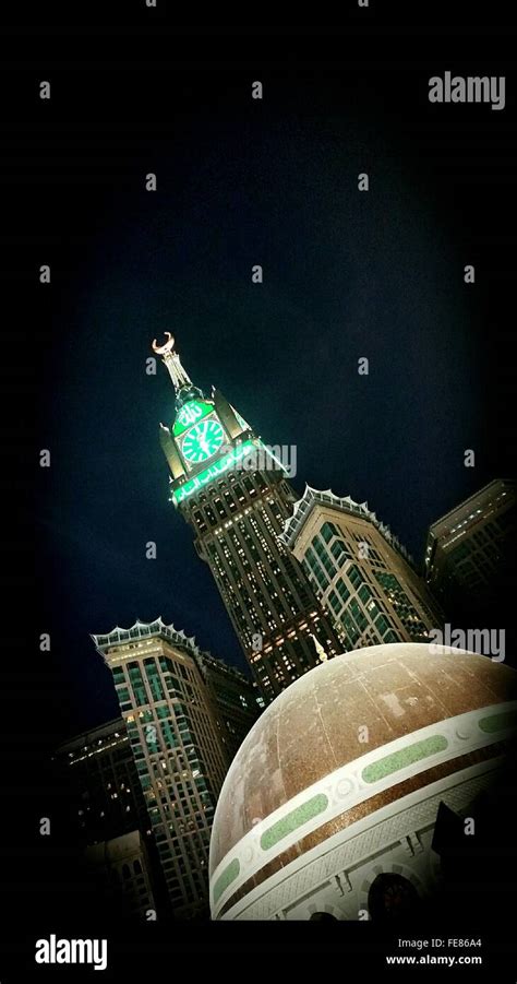 Abraj al bait view hi-res stock photography and images - Alamy