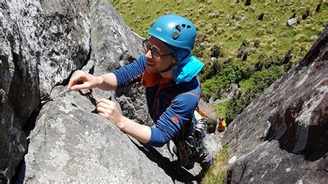 Trad Climbing Course | OENZ- Outdoor Education New Zealand