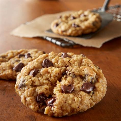 Betty Crocker Oatmeal Chocolate Chip Cookie Mix, 17.5 oz - Smith’s Food and Drug