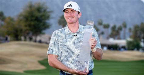 Alabama golfer Nick Dunlap turns pro after American Express win