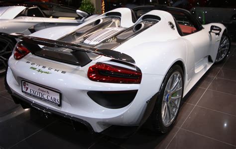 White Porsche 918 Spyder Hits the Market - GTspirit