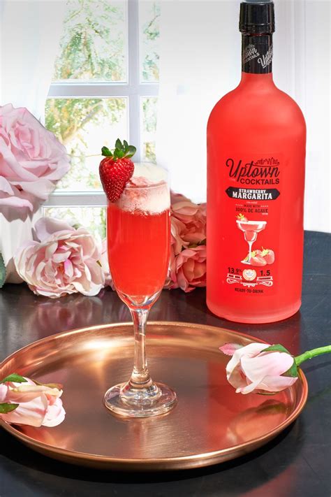 Strawberry Mimosa Float in 2021 | Alcohol drink recipes, Fun summer ...