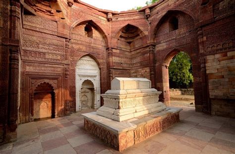 Tomb Of Iltutmish, Delhi City