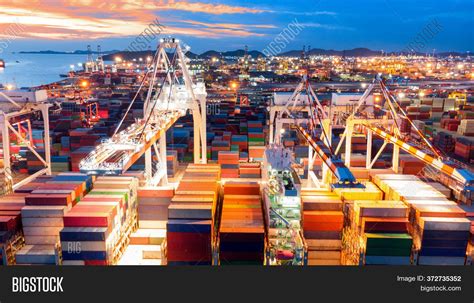 Cargo Container Crane Image & Photo (Free Trial) | Bigstock