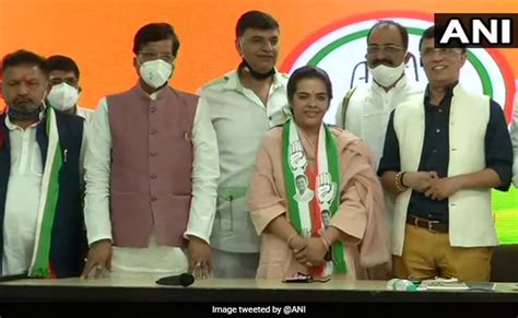 Bihar Assembly Elections 2020: Sharad Yadav's Daughter Subhashini Yadav Joins Congress Ahead Of ...