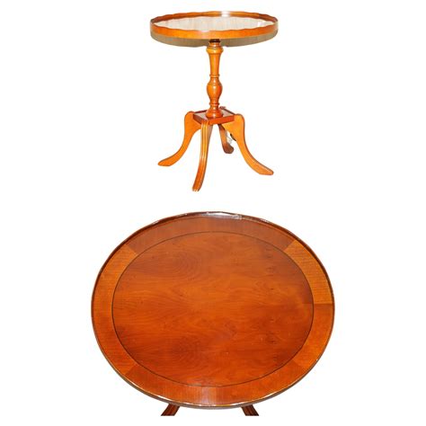Sublime Burr Yew Wood Side End Lamp Table with Hand Carved Gallery Rail For Sale at 1stDibs