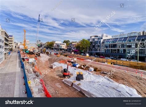 Construction Site New Sydney Metro Train Stock Photo 2258928357 | Shutterstock