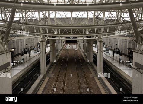 Charles De Gaulle International Airport railway station Stock Photo - Alamy