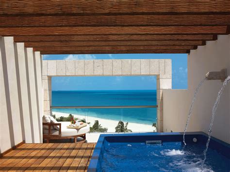 Excellence Playa Mujeres - Hotel Review | Condé Nast Traveler