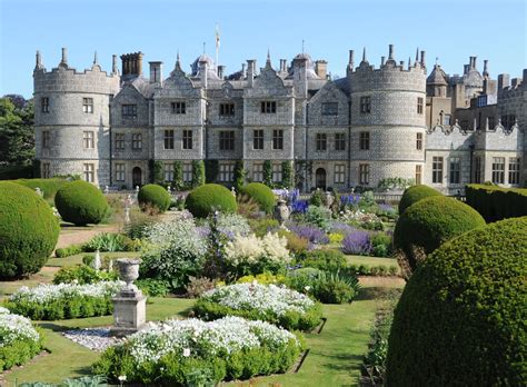 Longford Castle & Formal Gardens (Credit – The Longford Estate) | Horatio's Garden