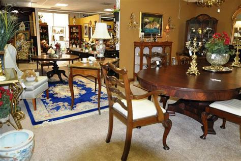 Avonlea Antique Mall: Jacksonville Shopping Review - 10Best Experts and Tourist Reviews