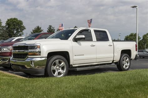 What Size Tires Can You Put On A Chevy Silverado?