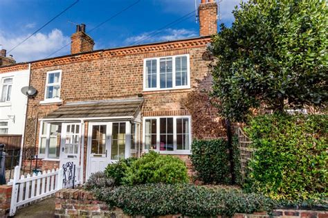 Mayfield Cottage - UPDATED 2019 - Holiday Rental in York - TripAdvisor