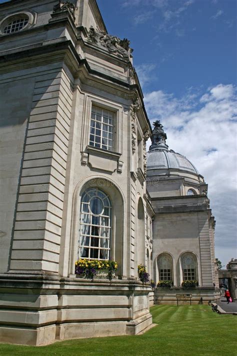 Cardiff city hall stock photo. Image of pillars, courts - 10789814