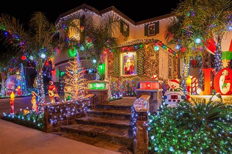 TOP 10 des plus belles maisons décorées pour Noël