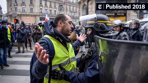 ‘Yellow Vest’ Protests Dwindle Amid Warnings and Concessions - The New ...