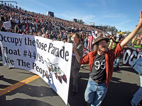 Rose Bowl parade gets occupied - CBS News