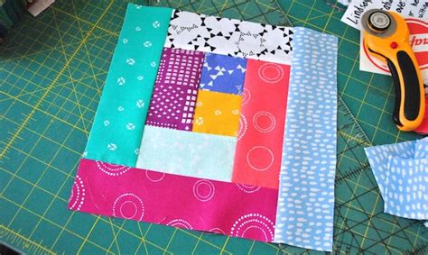 Quilting Basics: How to Sew a Log Cabin Block | Craftsy