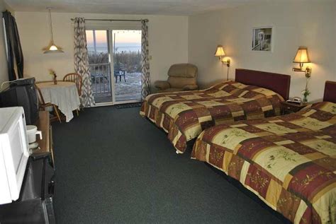 SHORELINE OCEANFRONT ROOMS AND SUITES - Updated 2024 Motel Reviews (Salisbury, MA)