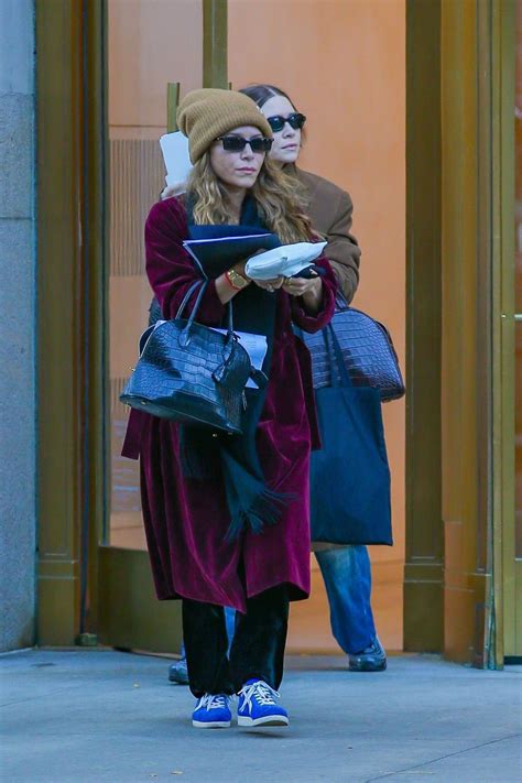 ASHLEY and MARY KATE OLSEN Out in New York 11/02/2023 – HawtCelebs