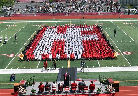 Seniors - Homewood-Flossmoor Community High School