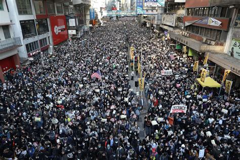 Dramatic images from the Hong Kong protests - ABC News