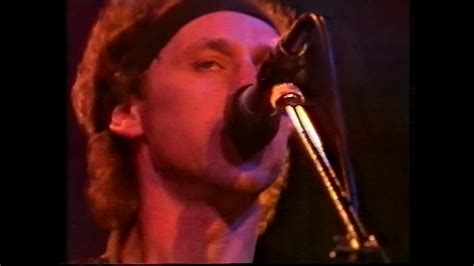 DIRE STRAITS - So Far Away - LIVE Sydney 1986 [PRO HD] - YouTube