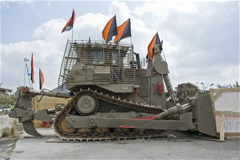 IDF D9 bulldozer 6623 - a photo on Flickriver