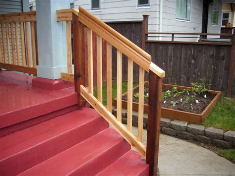 Cedar hand rail | Deck Masters, LLC