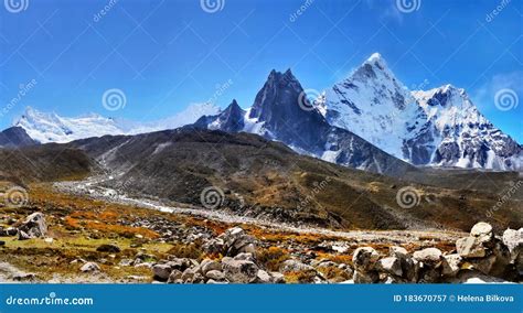 Scenic Mountain Landscape Panorama Himalayas Stock Image - Image of landscape, scenic: 183670757