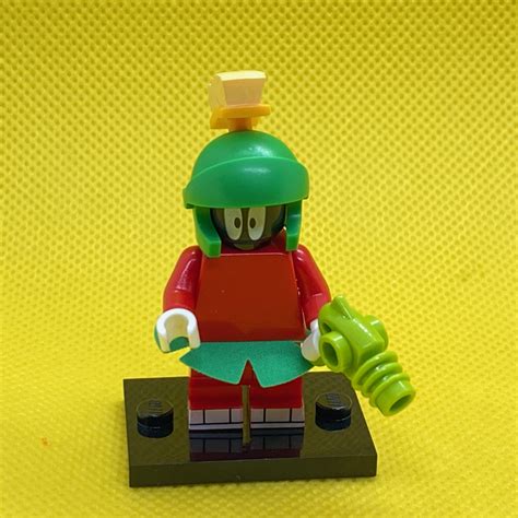 LEGO Looney Tunes Minifigure - Marvin the Martian - Brick Land