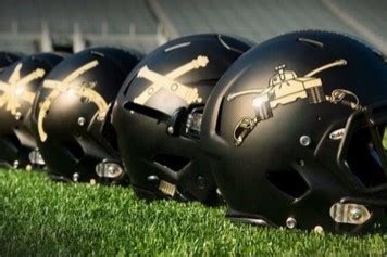 Army to Wear Special Helmets Honoring 17 Divisions of the Military vs ...