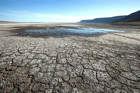 Mudcracks on playa, Oregon – Geology Pics