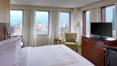 Cleveland Hotel near Lake Erie | Cleveland Marriott Downtown