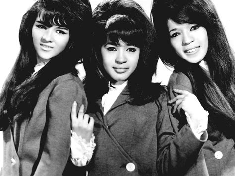 Ronettes on Amazon Music