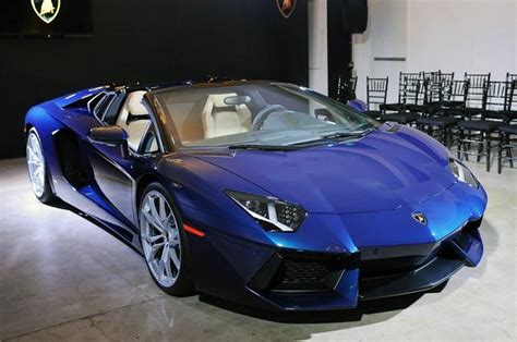 Los Angeles Debut: The Lamborghini Aventador Roadster