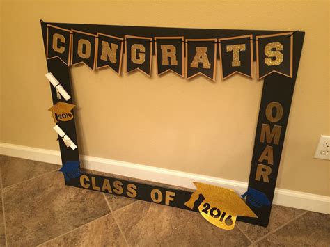 Graduation DIY photo booth | Graduation diy, Graduation party ...