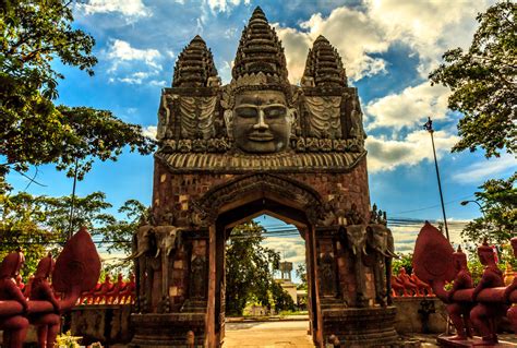 Battambang, Cambodia’s Second City | Terry Treks