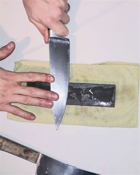 How To Use A Sharpening Stone | Backdoor Survival | Sharpening stone, Stone, Sharpening knives