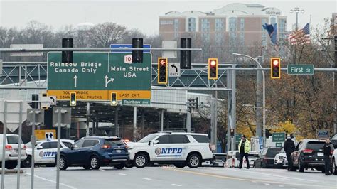 US-Canada border car crash which sparked a security scare not a terror ...