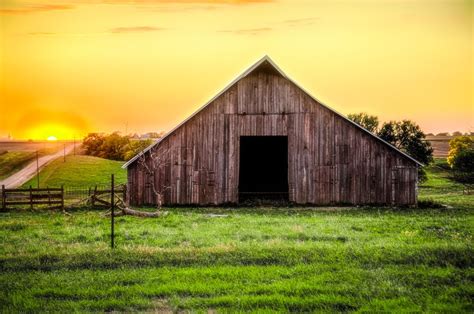 Sunset Road | Sunset road, Country barns, Old barns