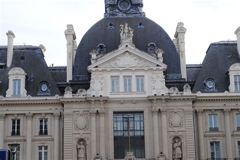 rennes-city-guide-to-do-by-myparisianlife-building | My parisian life