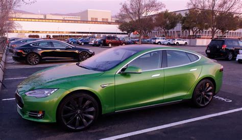 PETITION FOR GREEN MODEL 3 OPTION! Sign it, Share! : r/teslamotors