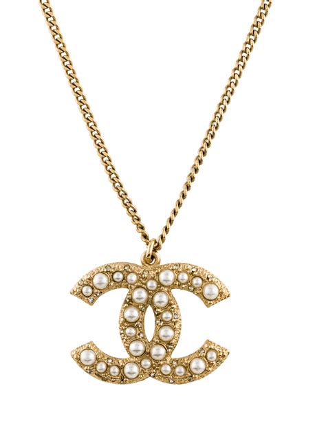 Chanel Faux Pearl CC Pendant Necklace - Gold-Tone Metal Pendant ...