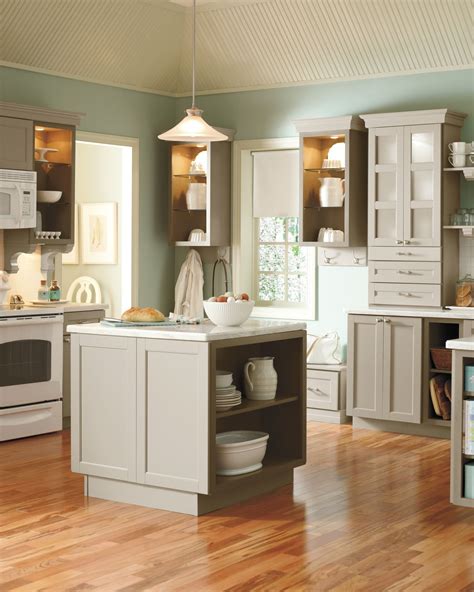 Select Your Kitchen Style | Martha stewart living kitchen, Martha ...