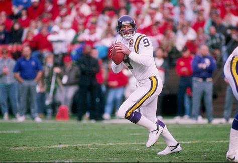 Former Viking Tommy Kramer Set Off Packers Fans With Urinal Tweet